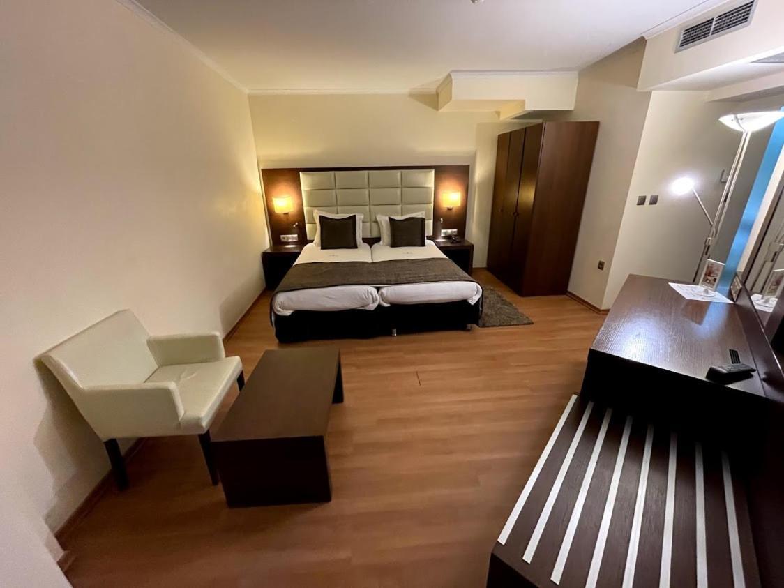 Europa Hotel Касторія Екстер'єр фото